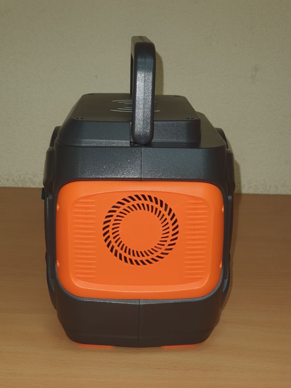 Зарядная станция Flashfish A301 300 Вт