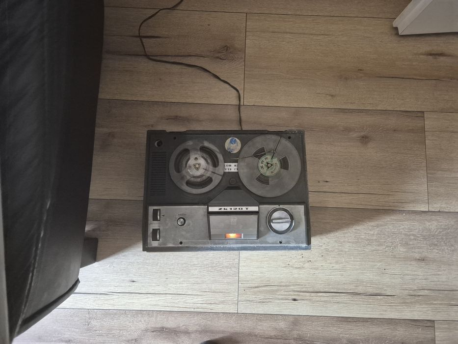 Magnetofon szpulowy Unitra ZRK