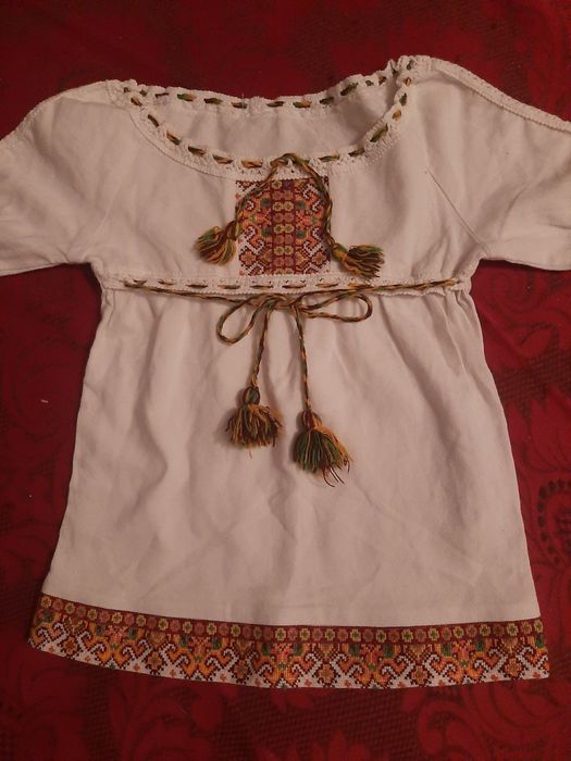 Дитячі вишиванки.