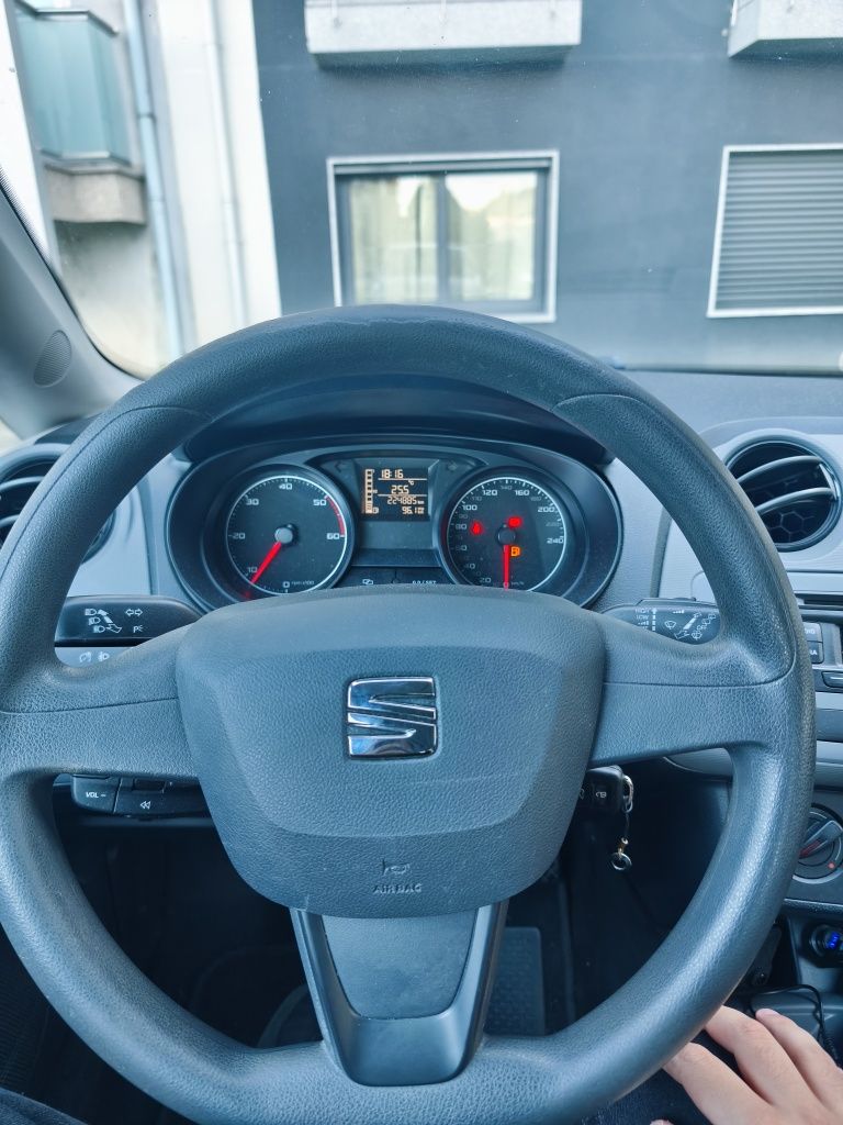 SEAT Ibiza 1.6 TDI 90cv