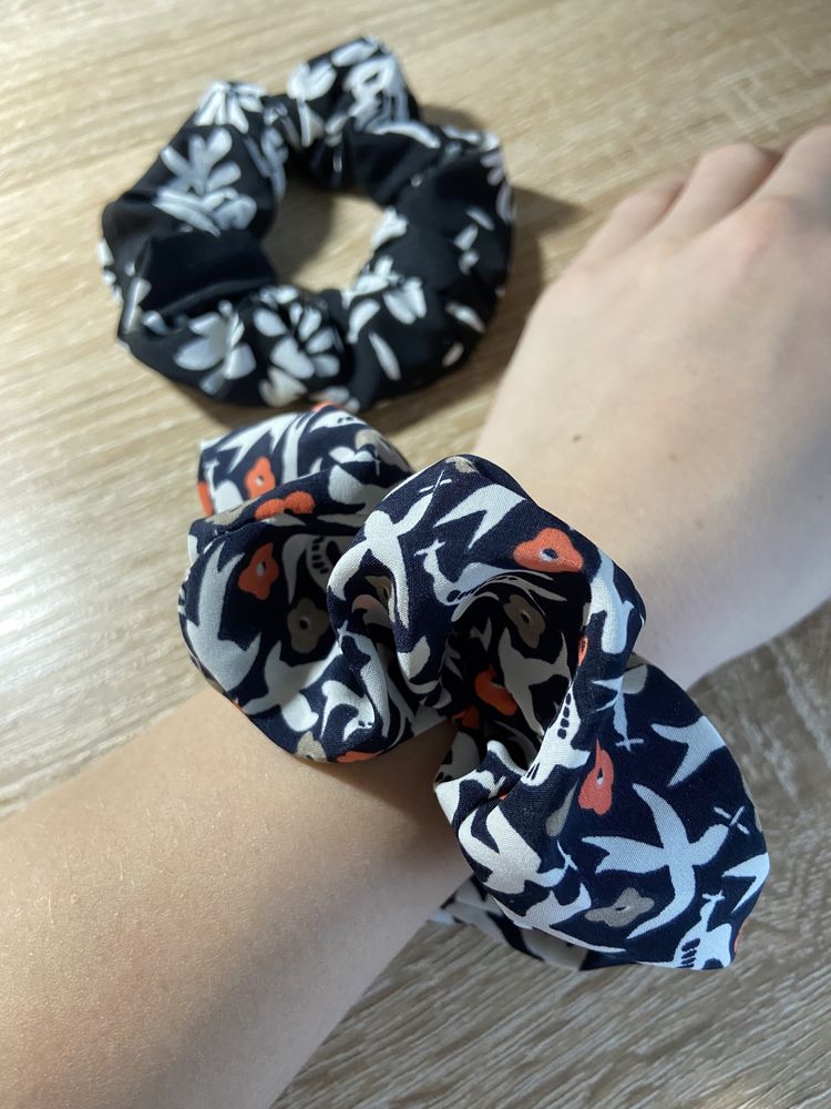 Резинки scrunchies