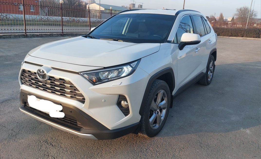 Продам Toyota Rav 4