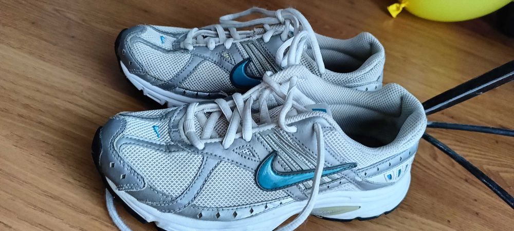 Buty Nike damskie