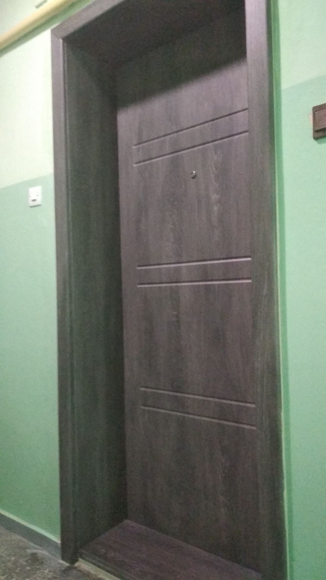 Drzwi z montażem 990zł Wrocław do bloku klatkowe