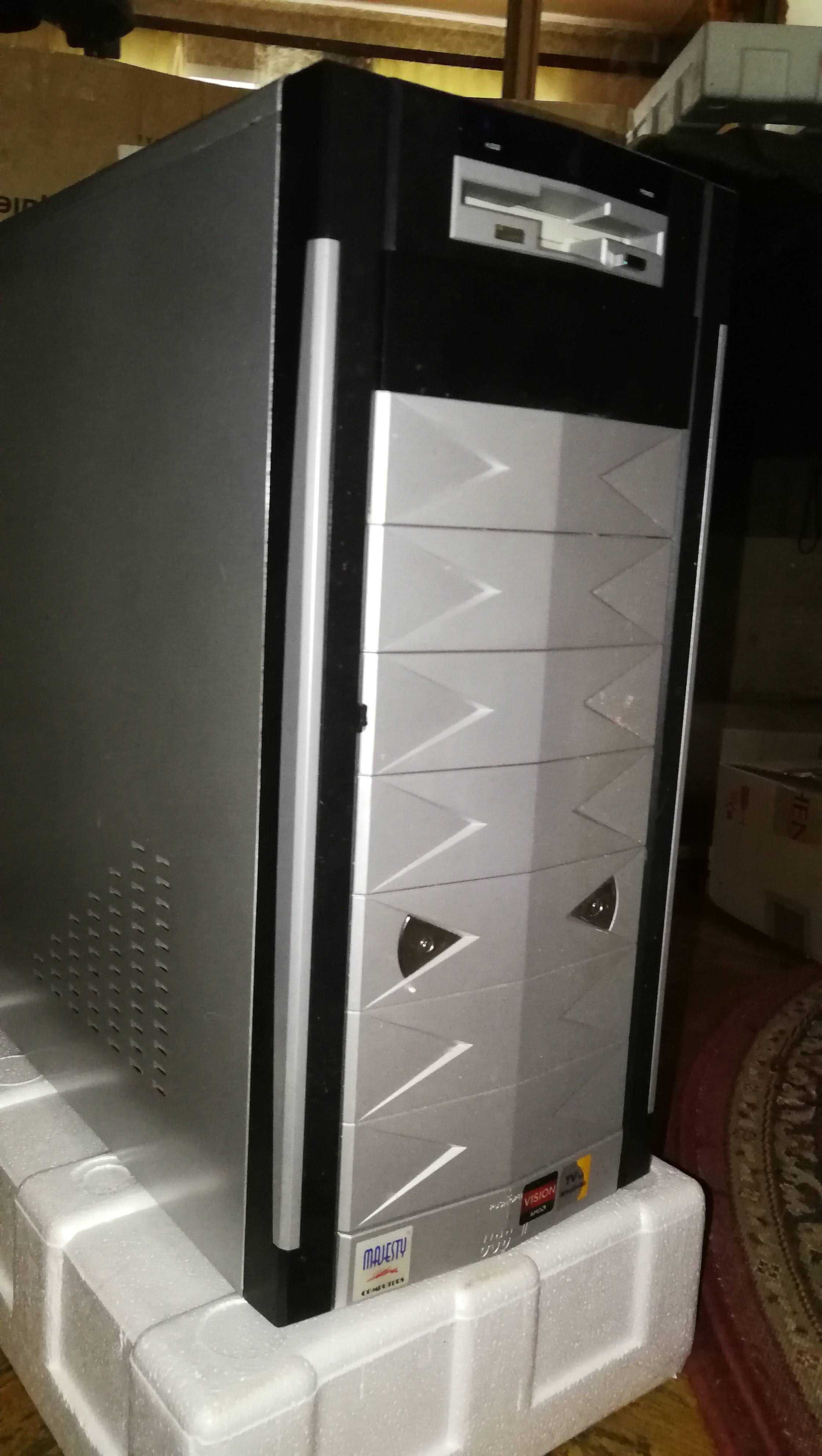 Продам свій домашній комп'ютер