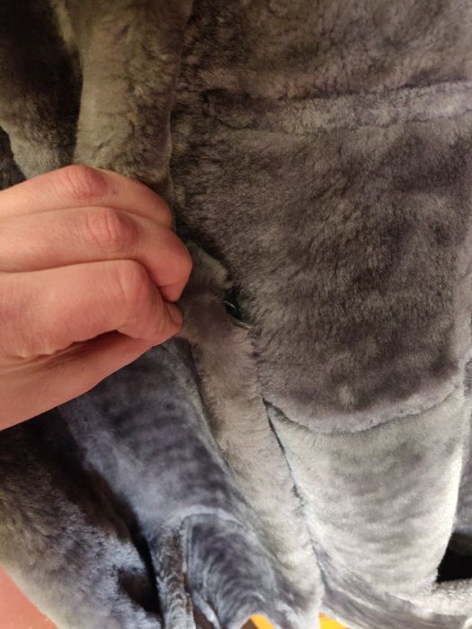 Шуба натуральна жіноча