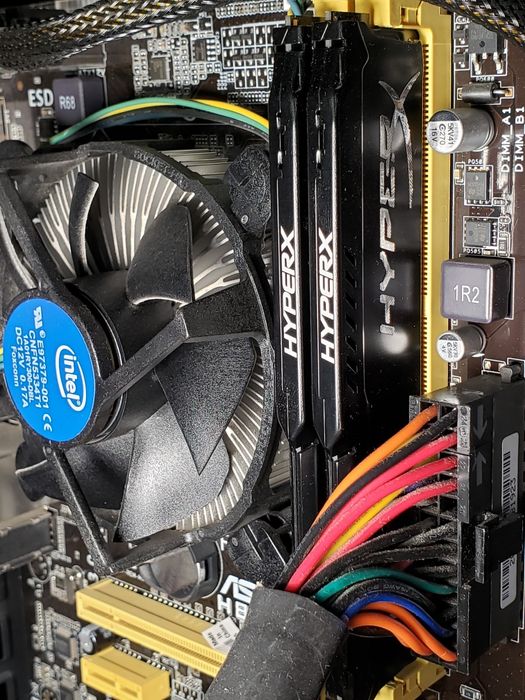 Комплект s1150 Core i3-4170 3.7ghz/16Gb Kingston HyperX 1866Mhz!