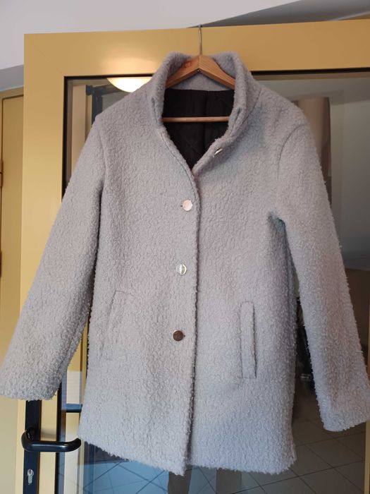 Szary jesienno- zimowy Płaszcz ocieplany marki Made In Italy rozmiar S
