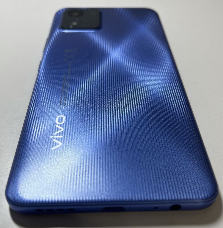 Продам Смартфон Vivo Y01 3/32Gb стан нового телефона!
