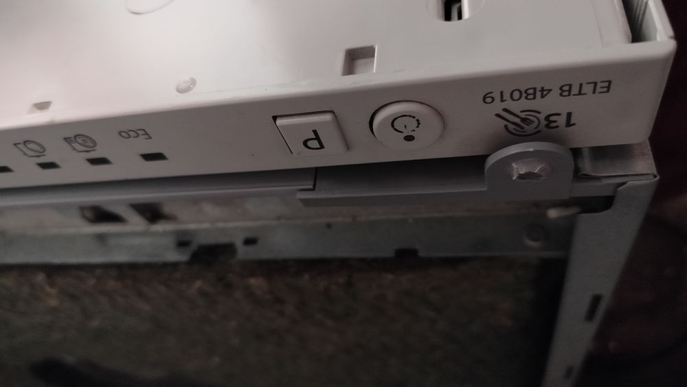 Ariston hotpoint ELTB 4B019