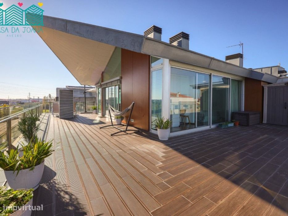 Apartamento T3 Duplex com Garagem Fechada em Aveiro