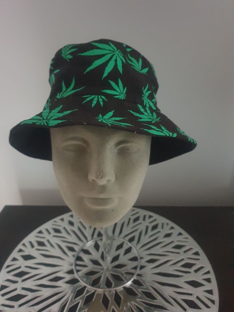 Kapelusz kapelusik liście Marihuana czarny zielony dwustronny