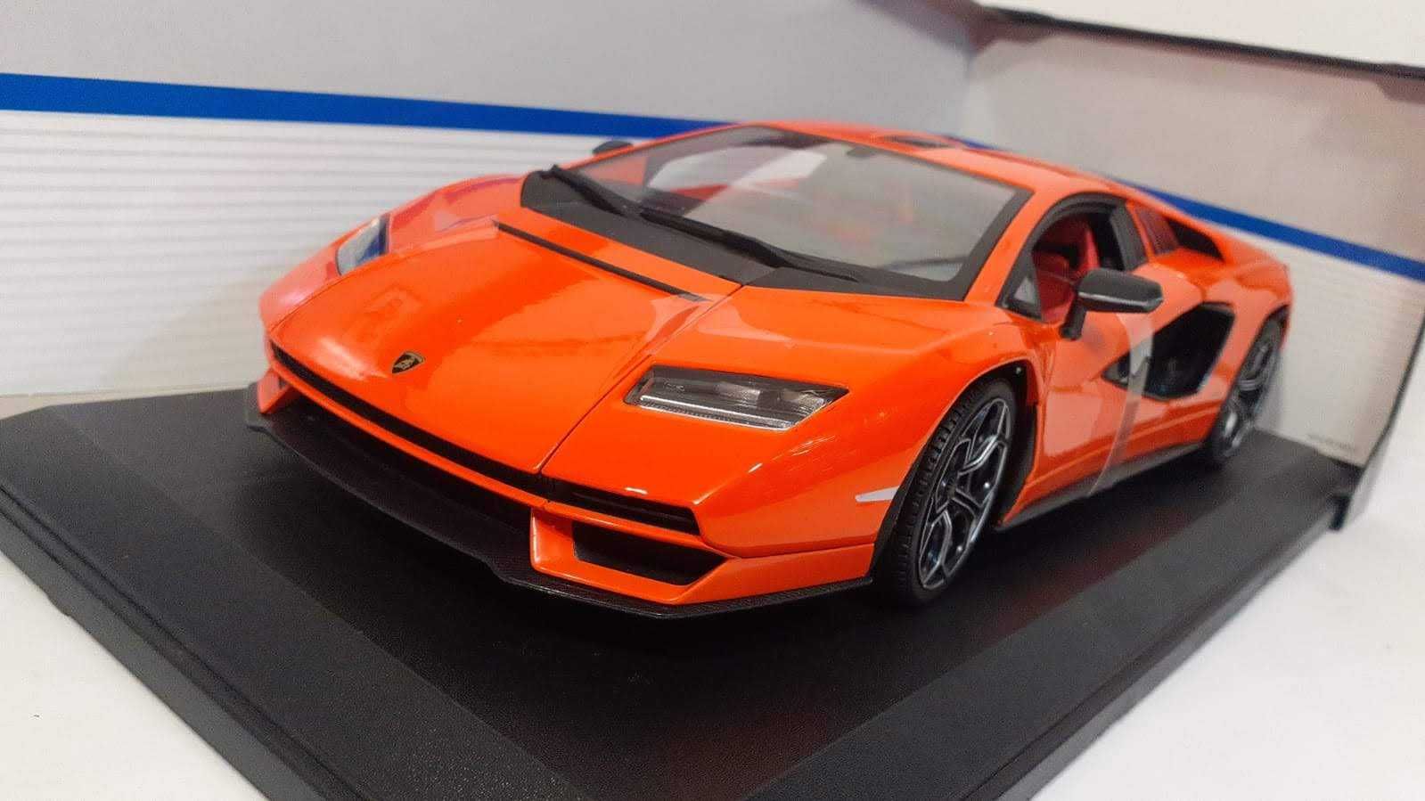 1/18 Lamborghini Countach LPI 800-4 - Maisto