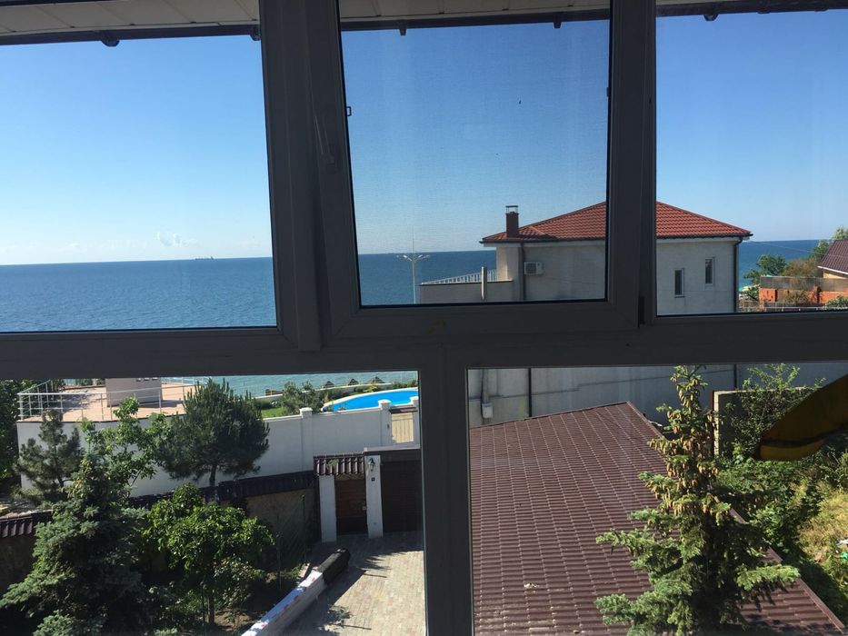 Продам дом в совиньоне ( у моря )