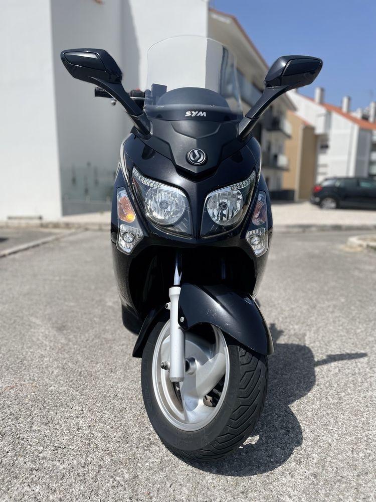 Scooter SYM GTS 125 EVO
