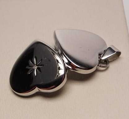 Srebrna zawieszka sekretnik serce gwiazdka. Srebro rodowane