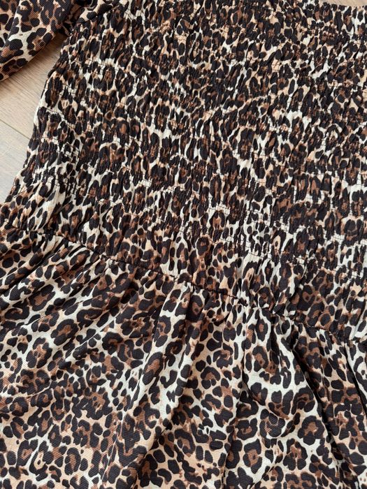 сукня у лео принт