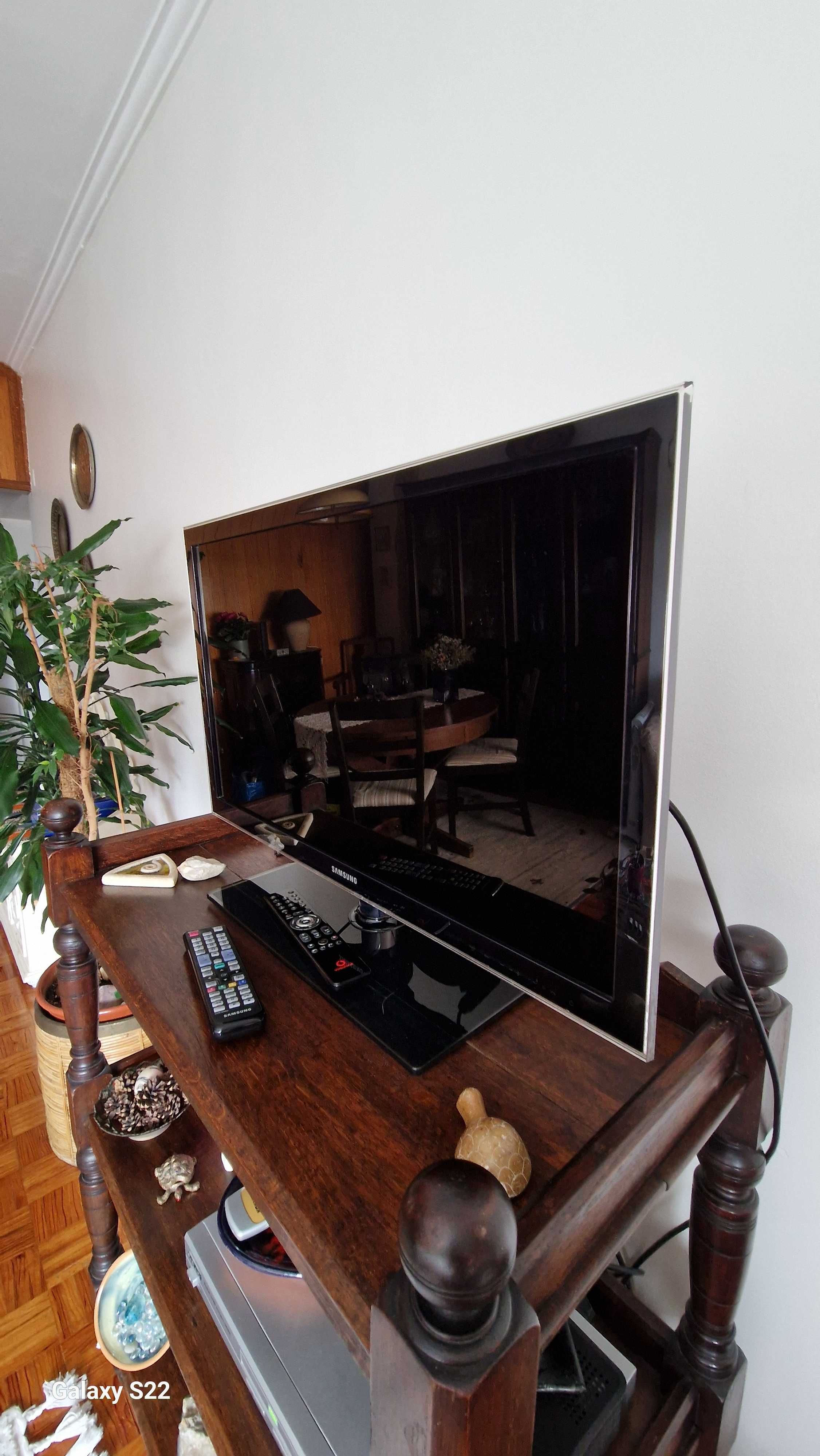 Ecrã Samsung LED TV  32"