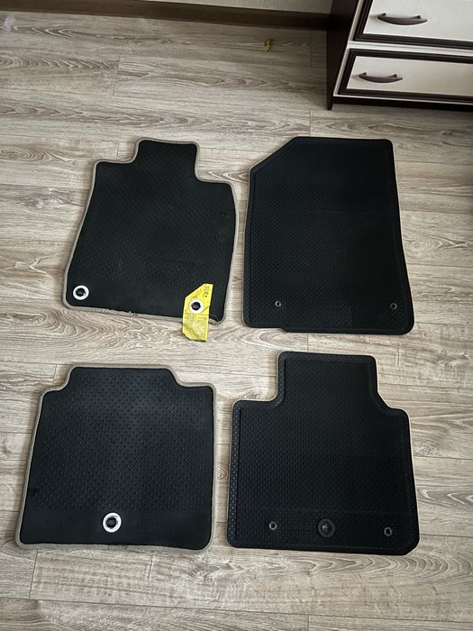 Комплект ковриків в салон Lexus ES оригінал
