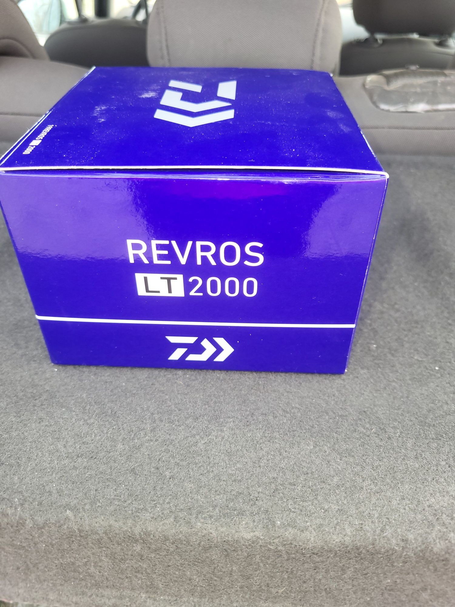 Катушка спиннинговая Daiwa 19 Revros LT 2000