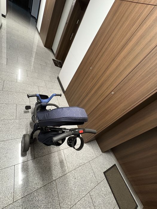Rowerek trójkołowy obracany WÓZEK 5w1 MoMi INVIDIA