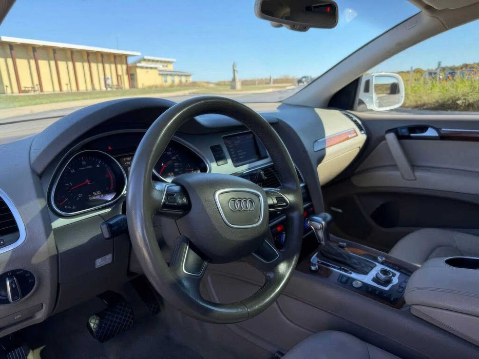 Audi Q7 quattro Prestige      2015