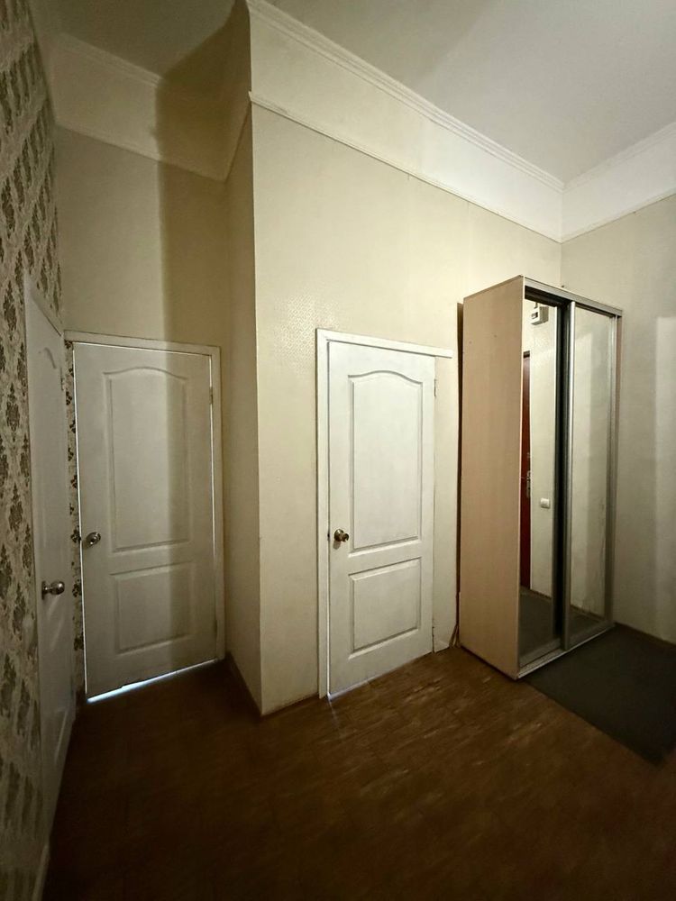Продам раздельную 2к квартиру, ул. Чапленка, 5 / Сильпо / Озерка /