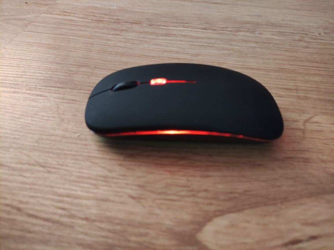Бездротова Миша на акумуляторі. 2,4Ггц + Bluetooth.Мышь компьютерная.