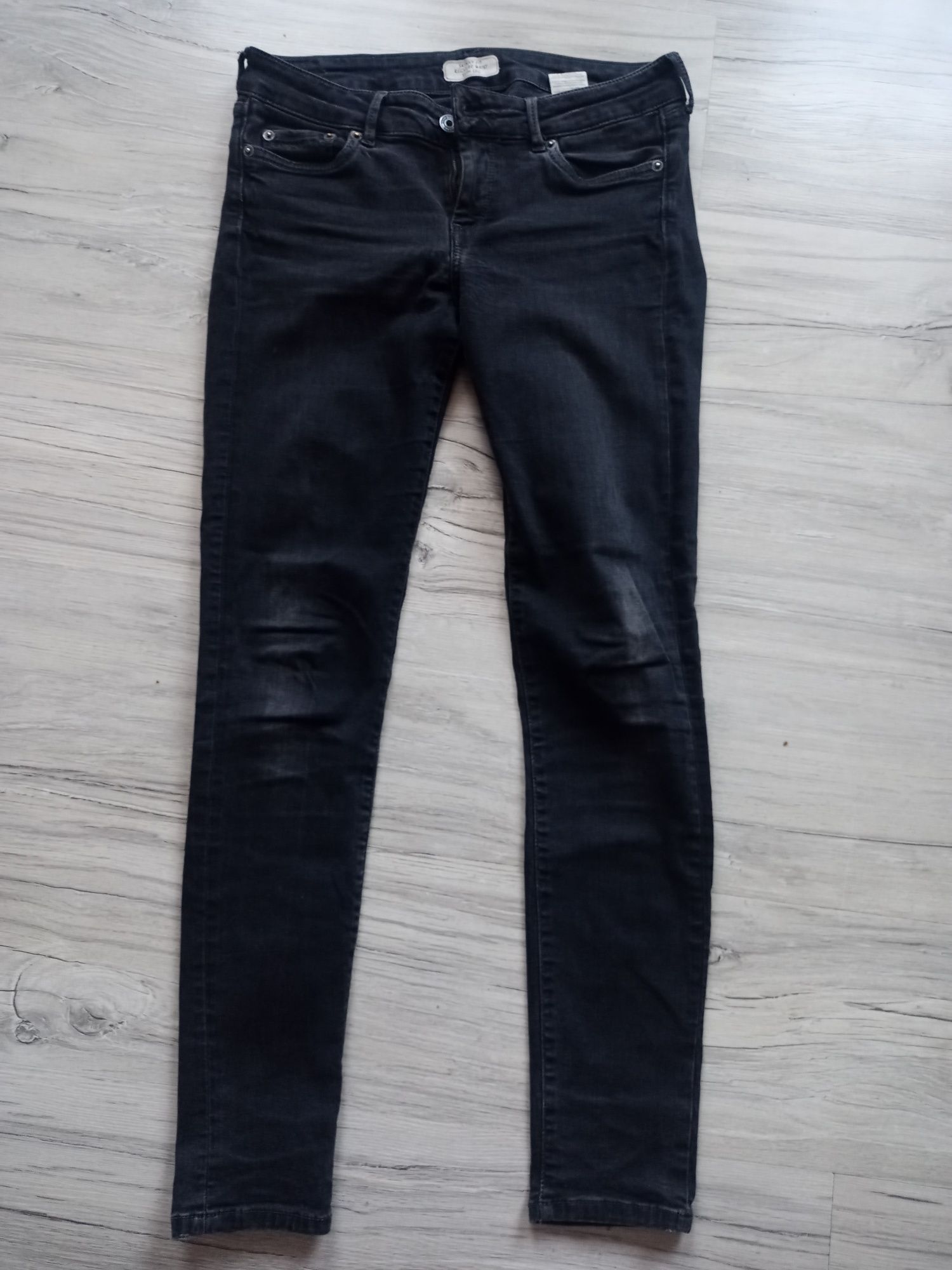 Spodnie jeans czarne
