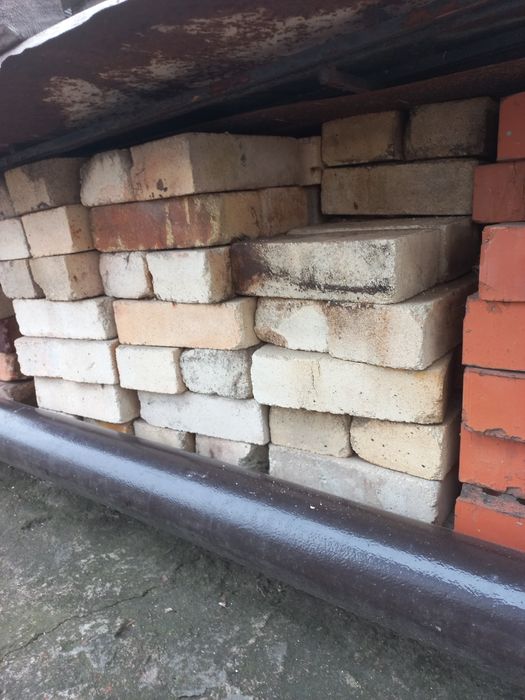 Кирпич, цегла огнеупорная,вогнетривка, шамот.