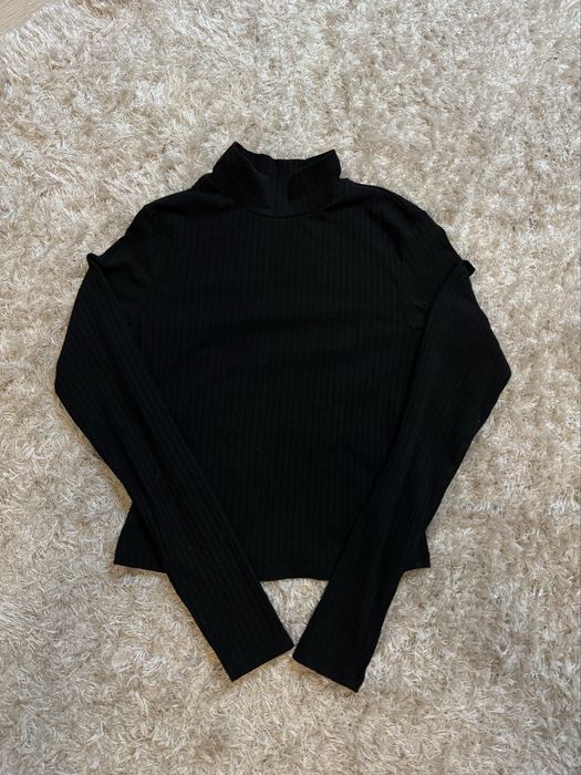 Elegancki czarny golf półgolf prążkowany Crop