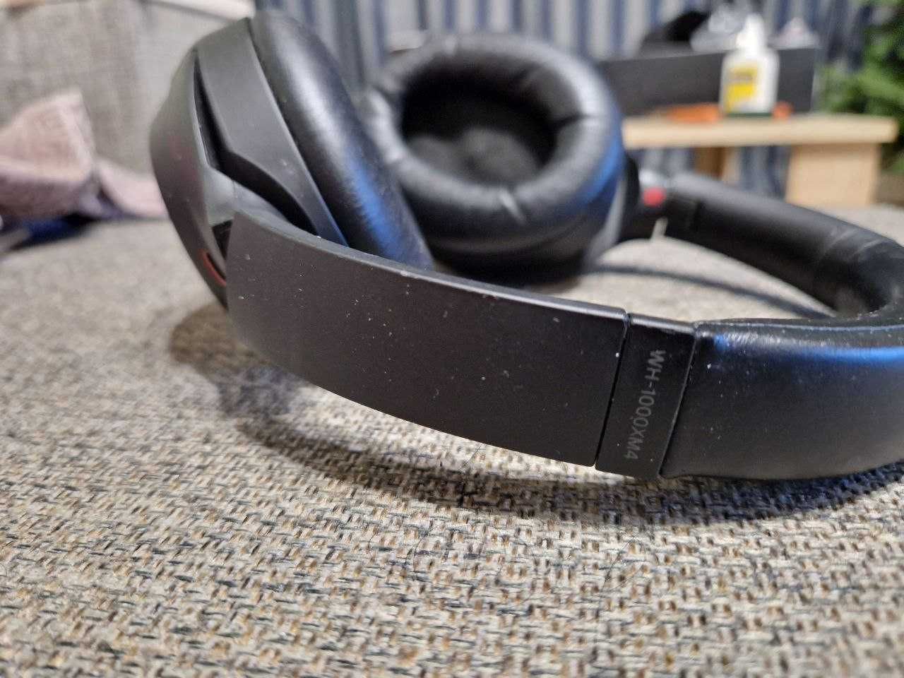 Наушники SONY WH 1000 XM4