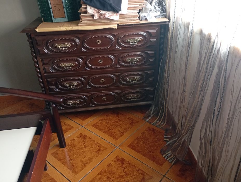 Mobília comidas cama guardavestidos