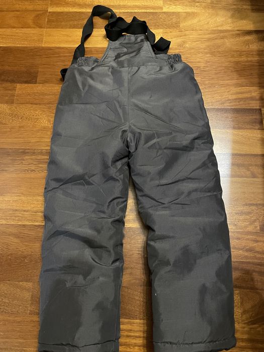 Продам дитячій зимовий комплект куртка+штани від фірми lassye!!