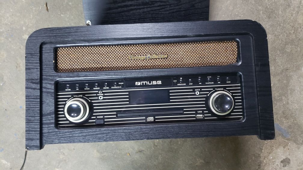 Radio  co. Gira discos