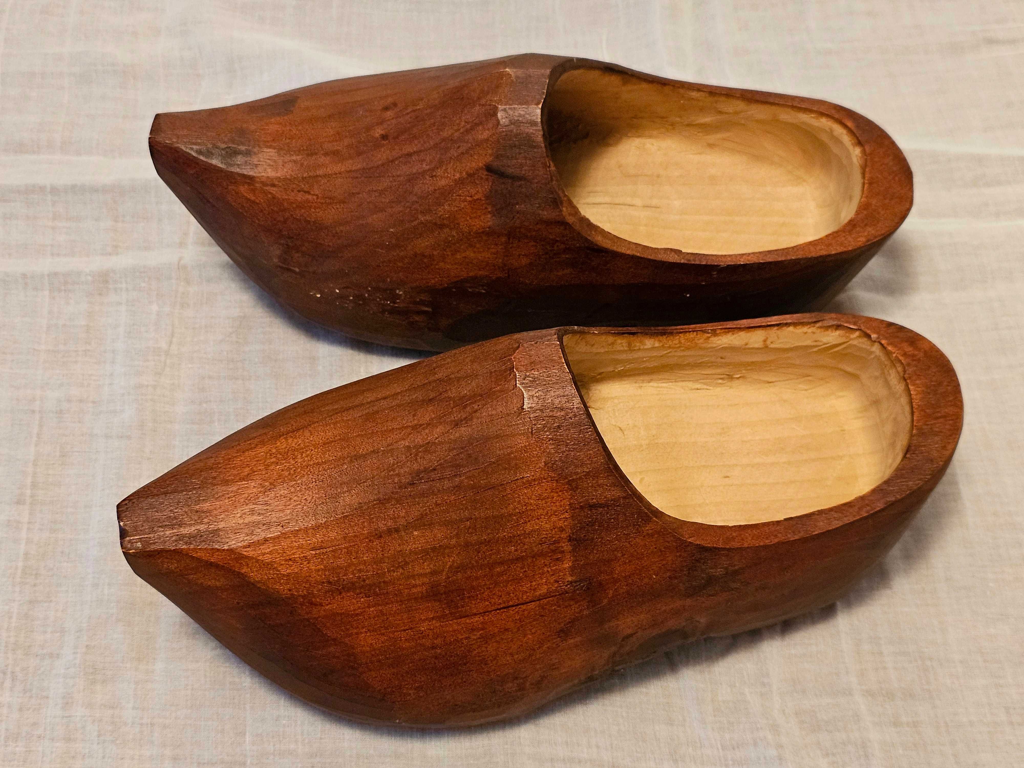 Tamancos holandeses tamanho 39-40