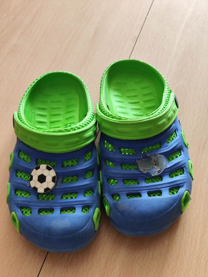Klapki, buty r. 31, cena za 2 pary