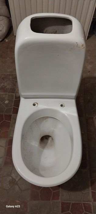 Продам унитаз без сколов