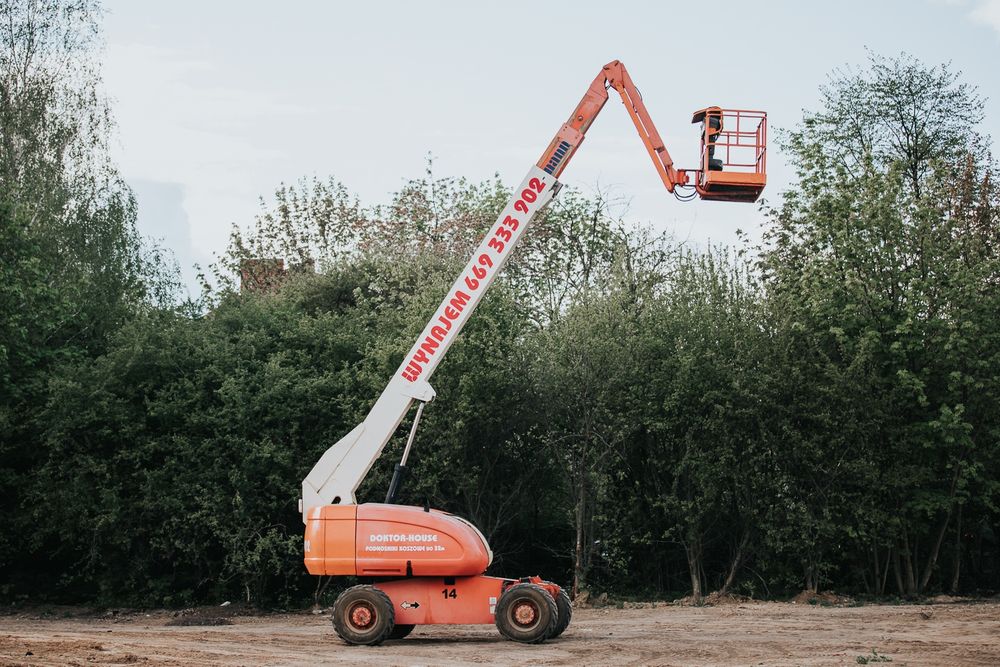 Samojezdne podnośniki koszowe, wynajem samojezdnych podestów ruchomych