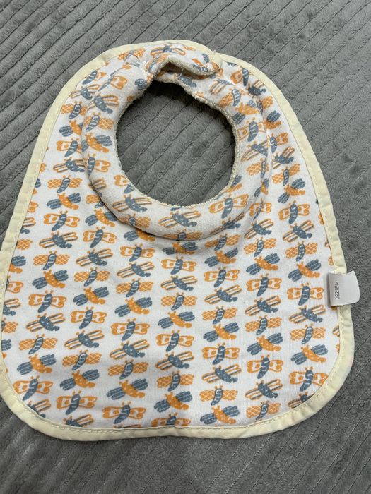 Śliniak do karmienia