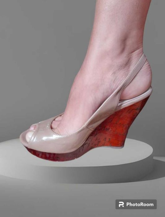 Босоножки, туфли женские 39-40р