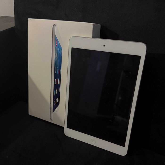 комплект ipad mini 1 хороший стан!