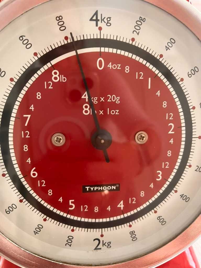Waga kuchenna Typhoon max 4kg