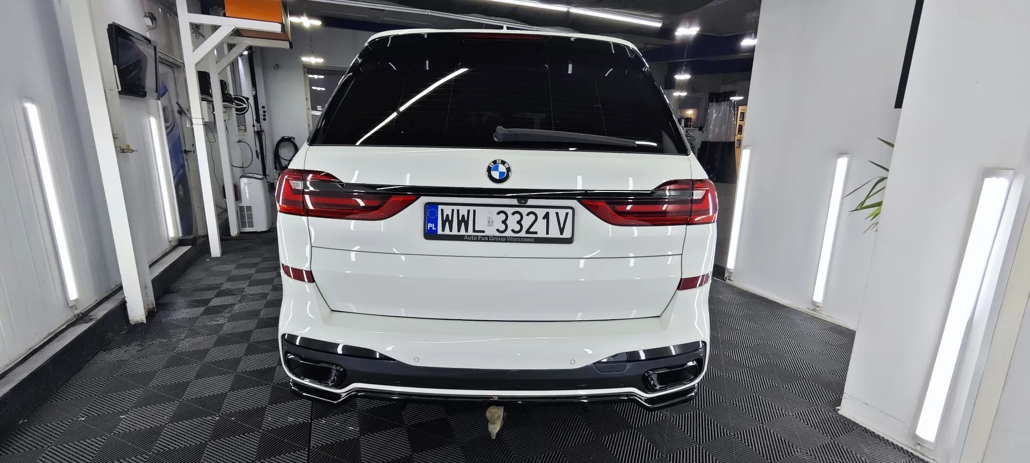 BMW X7 Bezwypadkowy,oś skrętna,hak,M Shadow Line o rozszerzonym zakresie