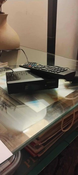 Odbiornik DVB-T/T2/C Opticum NytroBox NS+, dekoder do TV naziemnej