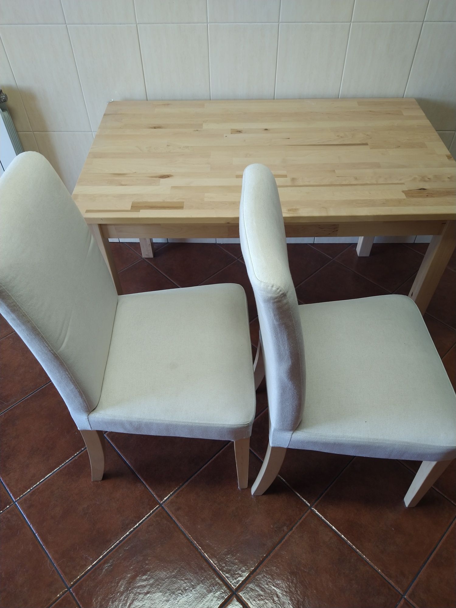 Cadeiras Ikea Bergmud x2
BERGMUND Cadeira, efeito carvalho/Hallarp beg