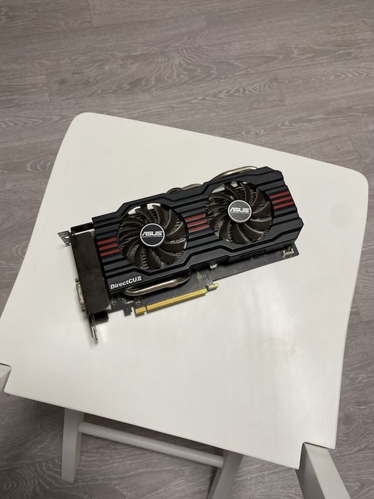 Asus GTX 660 2 gb