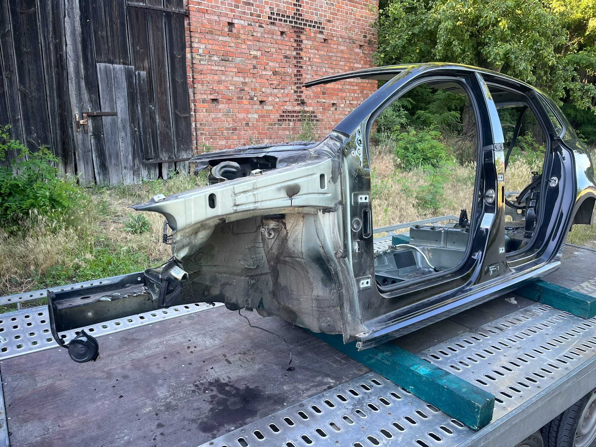 bok próg ćwiartka błotnik tył przód lewy vw polo v 5 6r 6c 09-17 lc9x