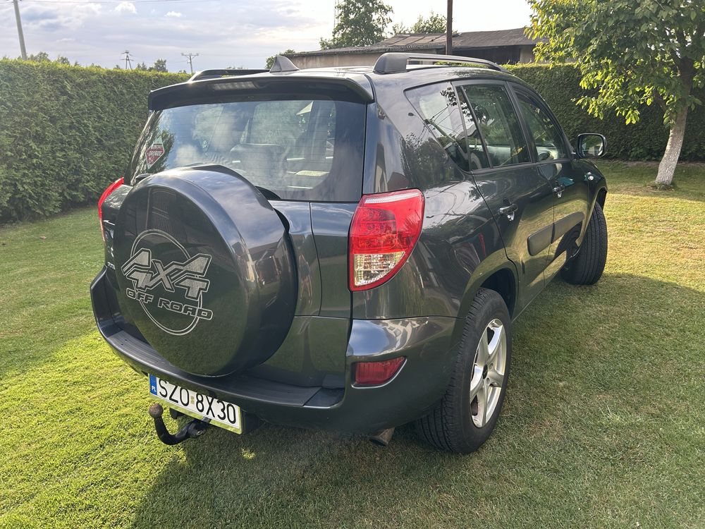 Toyota rav 4 D4D 2:2 diesel 2006r. Tanio