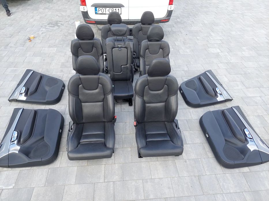 VOLVO XC90 II Inscription 7 os wnętrze kompletne fotele tapicerka dywan słupek plastiki